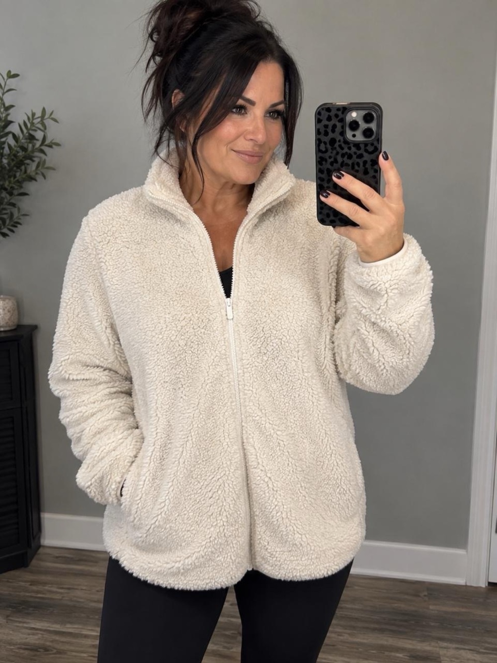 PINK Victoria’s Secret Cream Sherpa Full Zip Fleece Jacket Medium